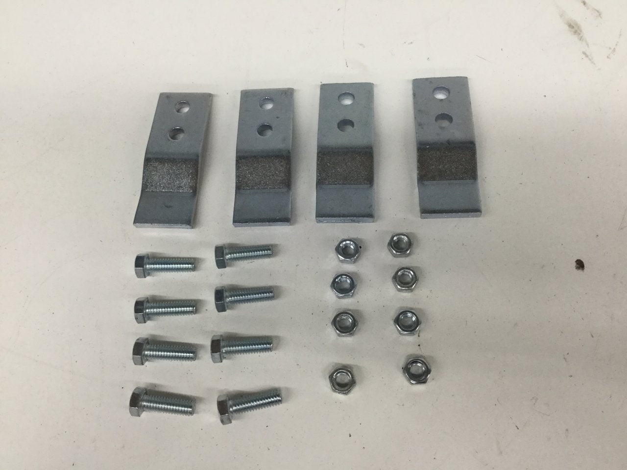 562.PMK1 - Deck Plate Mounting Kit